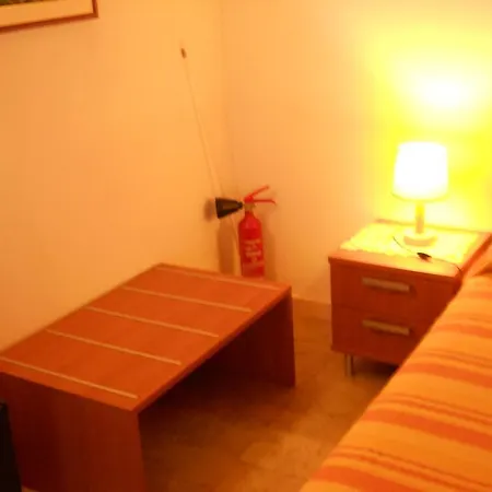 فندق مبيت وإفطار Rita Motta Camastra